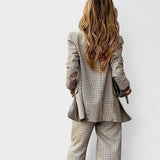 Carlota - Elegants Izskats