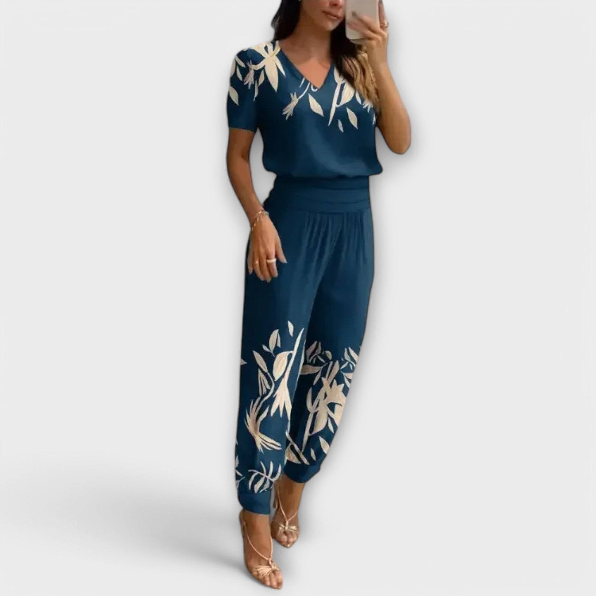 Irmelinda - Elegants komplekts topi un bikses